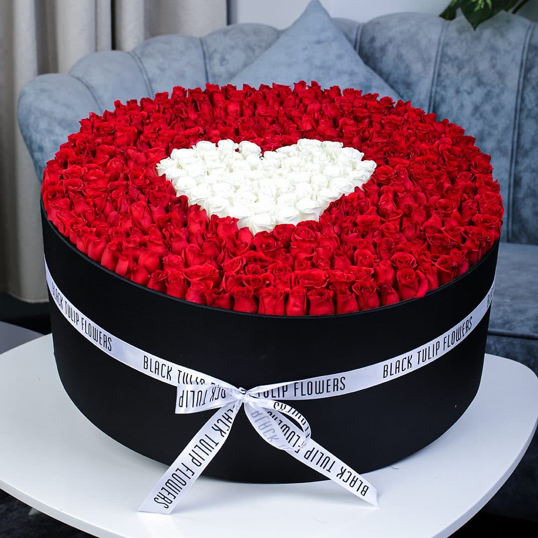 Romantic Round Red Rose Box Arrangement With White Heart On Top