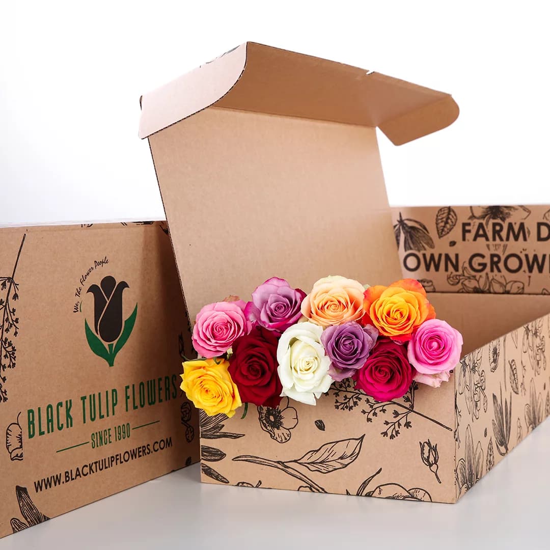 20 stems of mixed-colour roses with flower food in a brown box to create DIY arrangements.